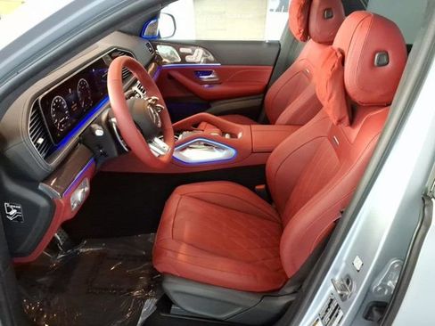 New 2026 Mercedes-Benz GLS 63 AMG 4MATIC image 13