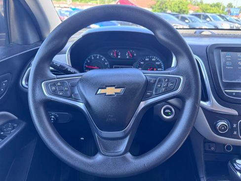 Used 2018 Chevrolet Equinox LS FWD image 21