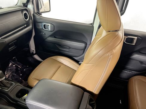 Used 2023 Jeep Wrangler Sahara w/ Safety Group image 23