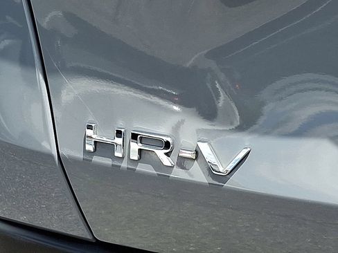 Used 2024 Honda HR-V Sport image 16