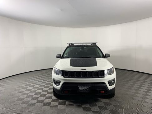Used 2020 Jeep Compass Trailhawk image 4