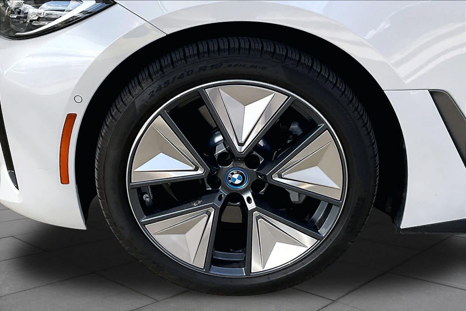 Used 2024 BMW i4 eDrive35 w/ Convenience Package RWD image 11