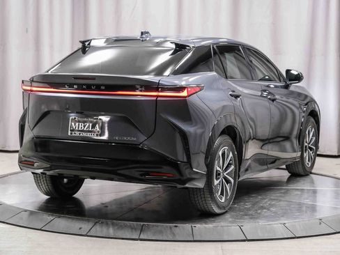 Used 2024 Lexus RZ 300e Premium image 4