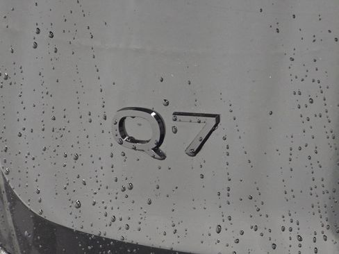 Used 2025 Audi Q7 3.0T Premium Plus image 33