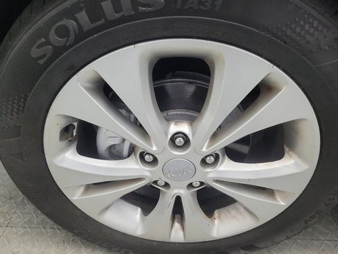 Used 2016 Kia Soul + w/ Primo Package image 31