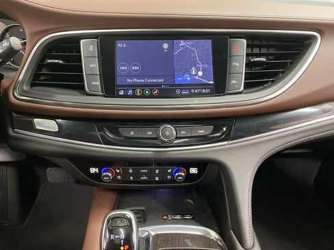 Used 2021 Buick Enclave Avenir w/ Avenir Technology Package image 24