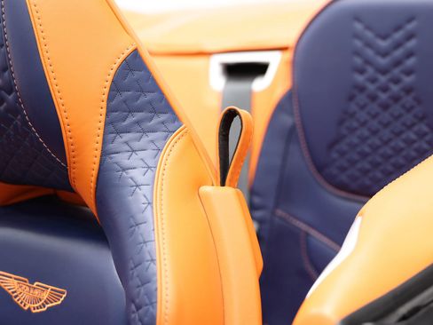 Used 2022 Aston Martin DBS Superleggera Volante RWD image 22