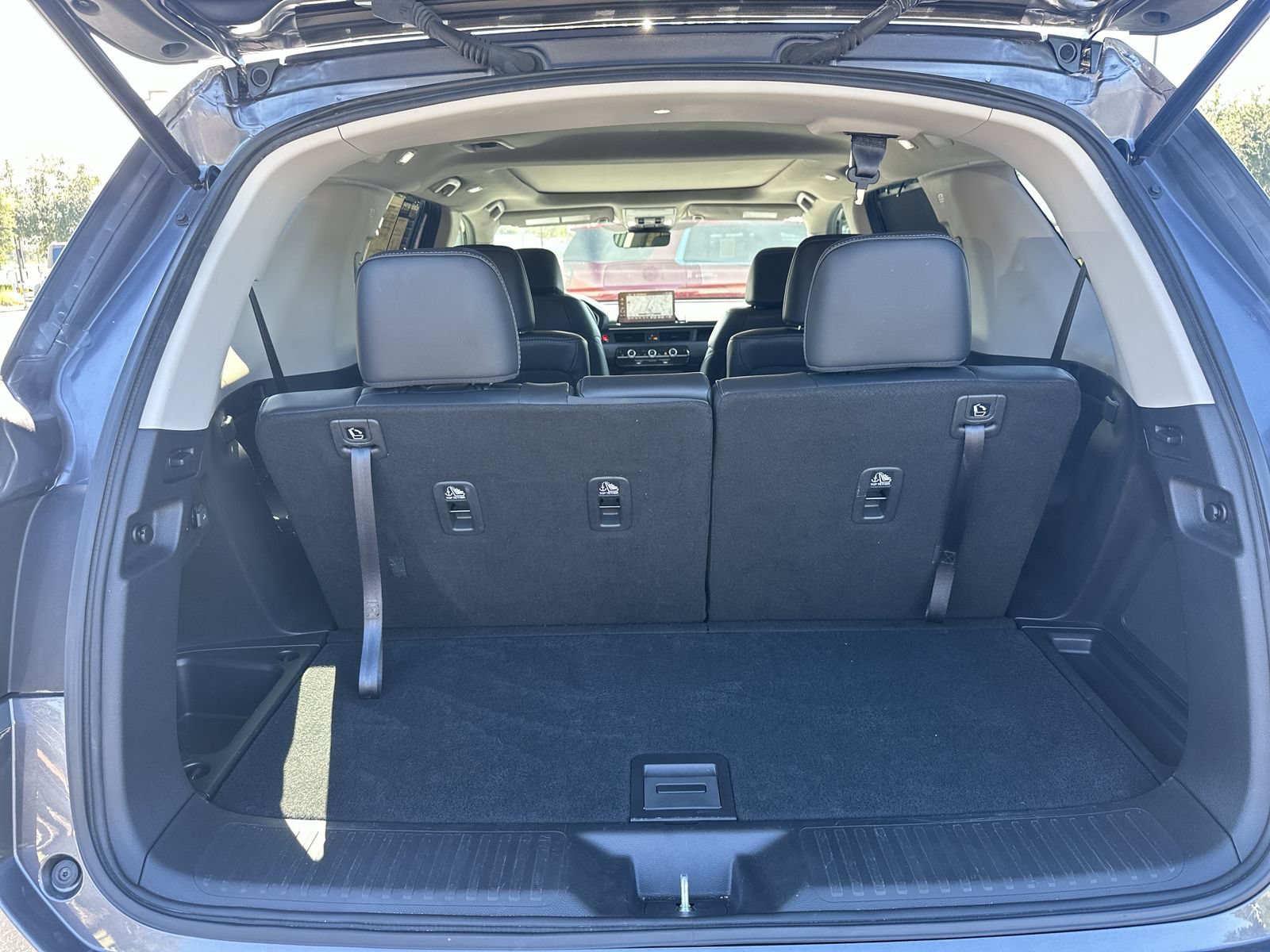 Used 2025 Honda Pilot Touring image 33