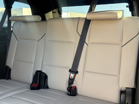 Used 2022 Cadillac Escalade ESV Sport w/ Touring Package image 31