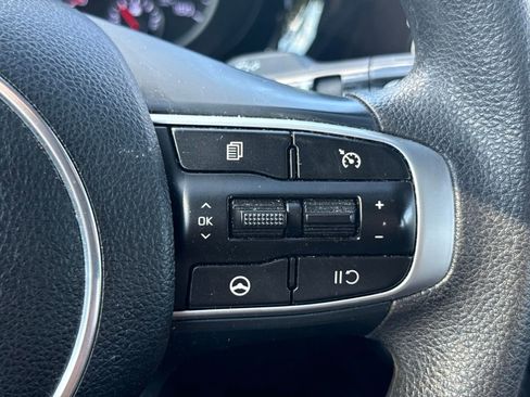 Used 2023 Kia K5 LXS image 30