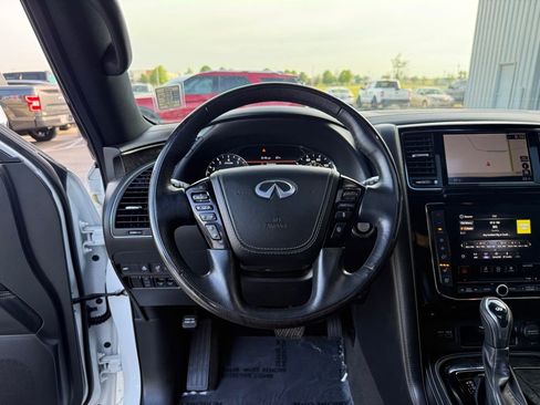 Used 2021 INFINITI QX80 Sensory w/ All-Season Package RWD image 17