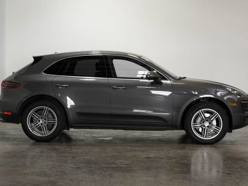 Used 2016 Porsche Macan S image 14