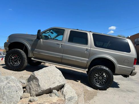 Used 2003 Ford Excursion Limited AWD/4WD image 1