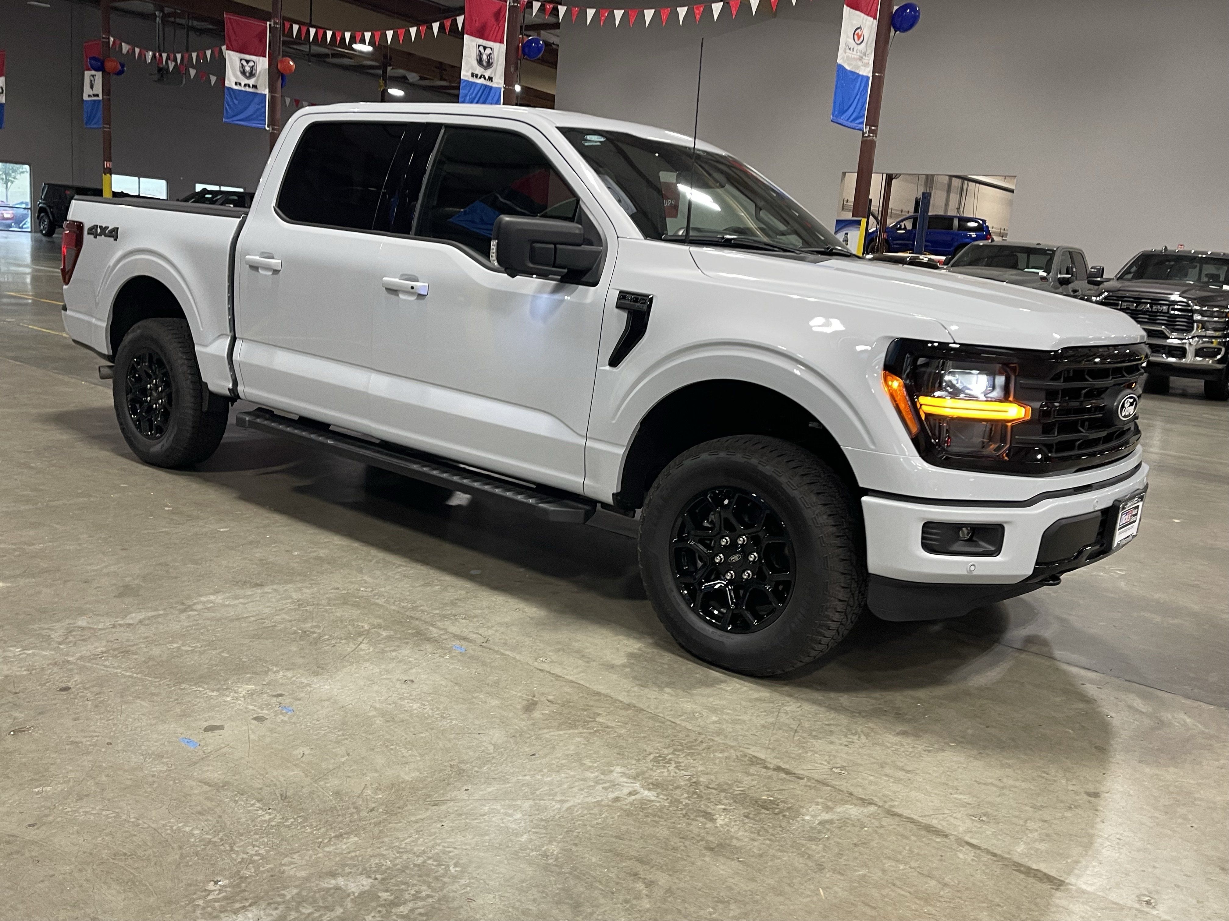 Used 2025 Ford F150 XLT w/ Equipment Group 302A MID AWD/4WD image 7