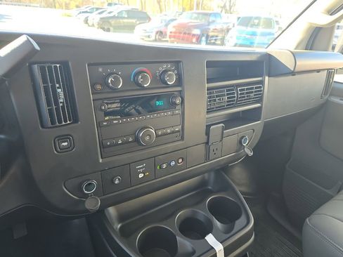 New 2025 Chevrolet Express 3500 w/ Driver Convenience Package image 20