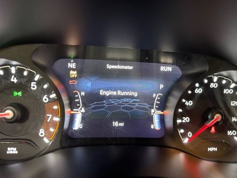 Used 2026 Jeep Compass Limited AWD/4WD image 12