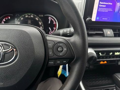 Used 2024 Toyota RAV4 LE image 23