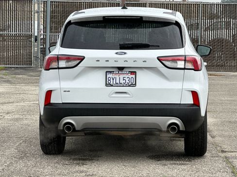Certified 2022 Ford Escape SE w/ Convenience Package image 5