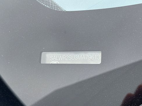 Used 2021 Land Rover Range Rover Sport HSE Silver Edition image 35