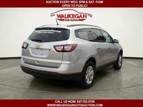 Used 2014 Chevrolet Traverse LT AWD/4WD image 3