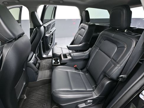 Used 2025 Lincoln Aviator Reserve w/ Jet Appearance Package image 42