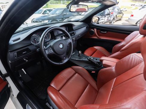 Used 2013 BMW M3 Convertible RWD image 25
