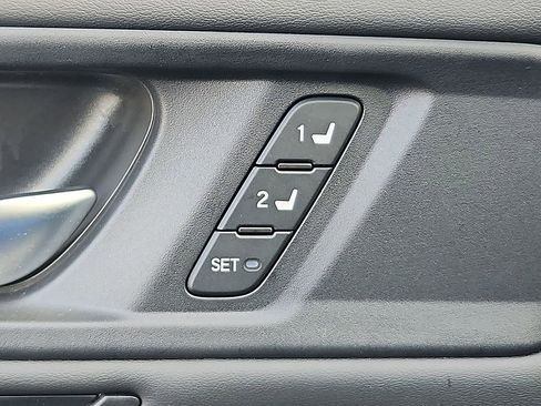 Used 2025 Honda Accord Touring image 24