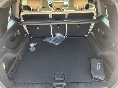 New 2026 Mercedes-Benz GLB 250 4MATIC image 14