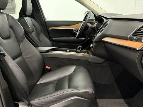 Used 2024 Volvo XC90 T8 Core image 16