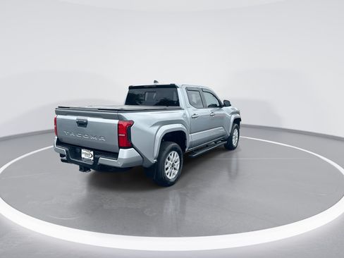 Used 2024 Toyota Tacoma SR5 w/ SR5 Upgrade Package RWD image 9