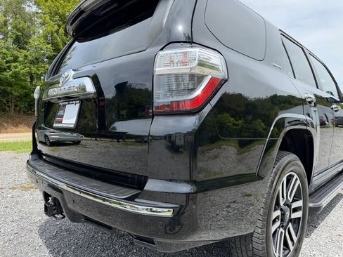 Used 2018 Toyota 4Runner Limited AWD/4WD image 14