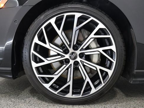 Used 2021 Audi A8 L 3.0T w/ Executive Plus Package image 5