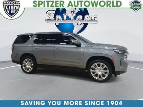 Used 2024 Chevrolet Tahoe High Country w/ Premium Package AWD/4WD image 2