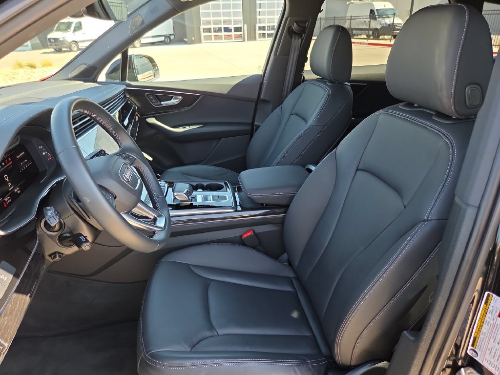 Used 2026 Audi Q7 3.0T Premium w/ Convenience Plus Package AWD/4WD image 16