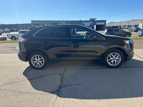 Used 2023 Ford Edge SEL w/ Convenience Package AWD/4WD image 11