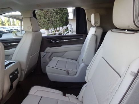 Certified 2022 GMC Yukon XL Denali w/ Max Trailering Package AWD/4WD image 20