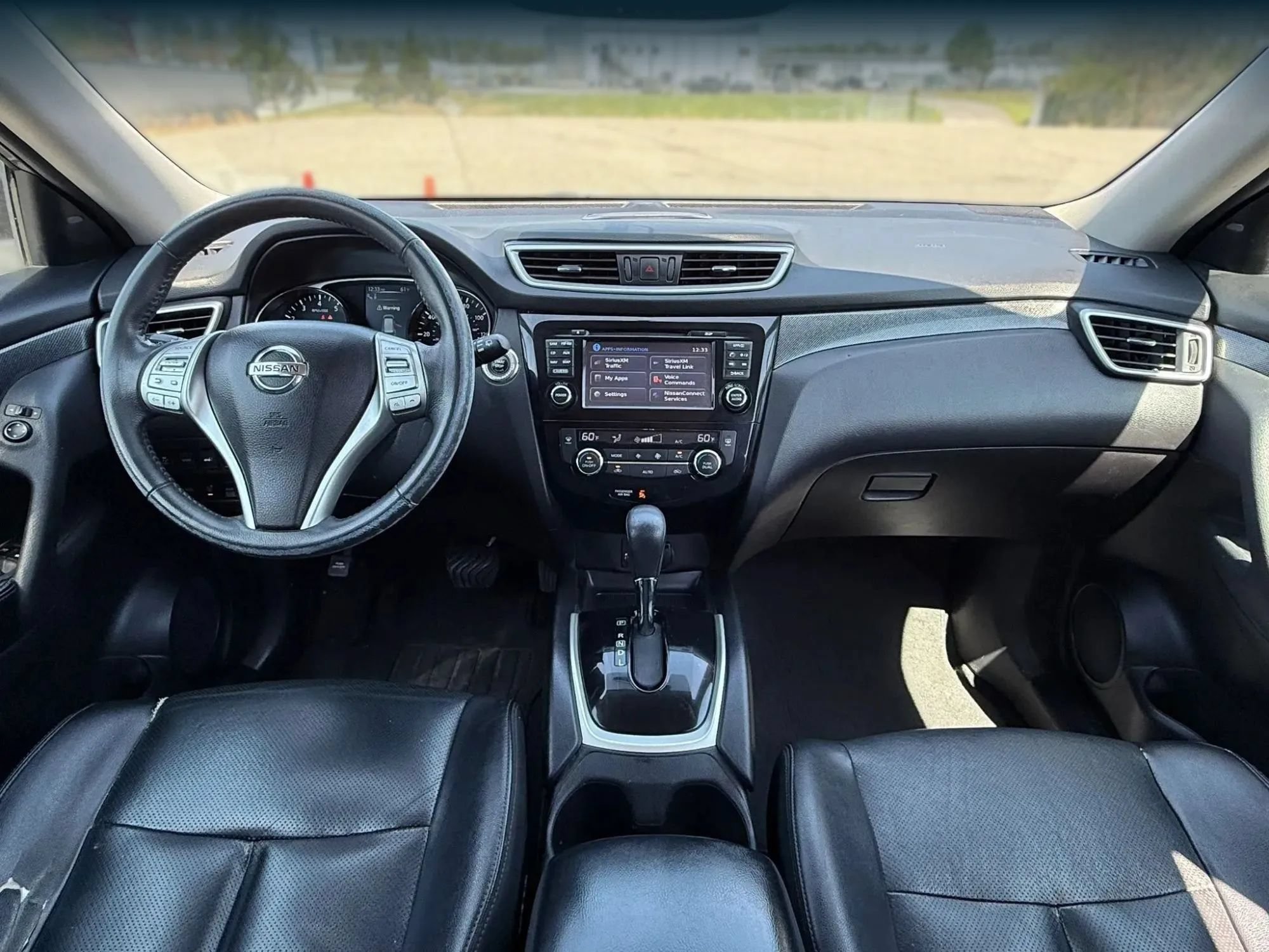 Used 2016 Nissan Rogue SL w/ SL Premium Package AWD/4WD image 3