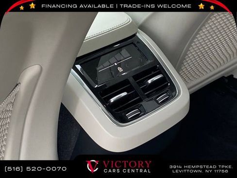 Used 2023 Volvo XC90 B5 Core w/ Protection Package Premier image 30
