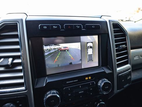 Used 2017 Ford F350 Lariat w/ Chrome Package image 18