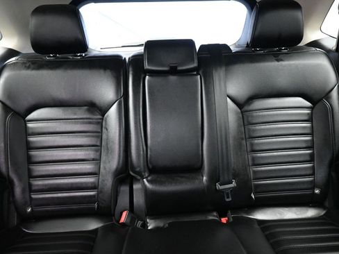 Used 2022 Ford Edge SEL image 39