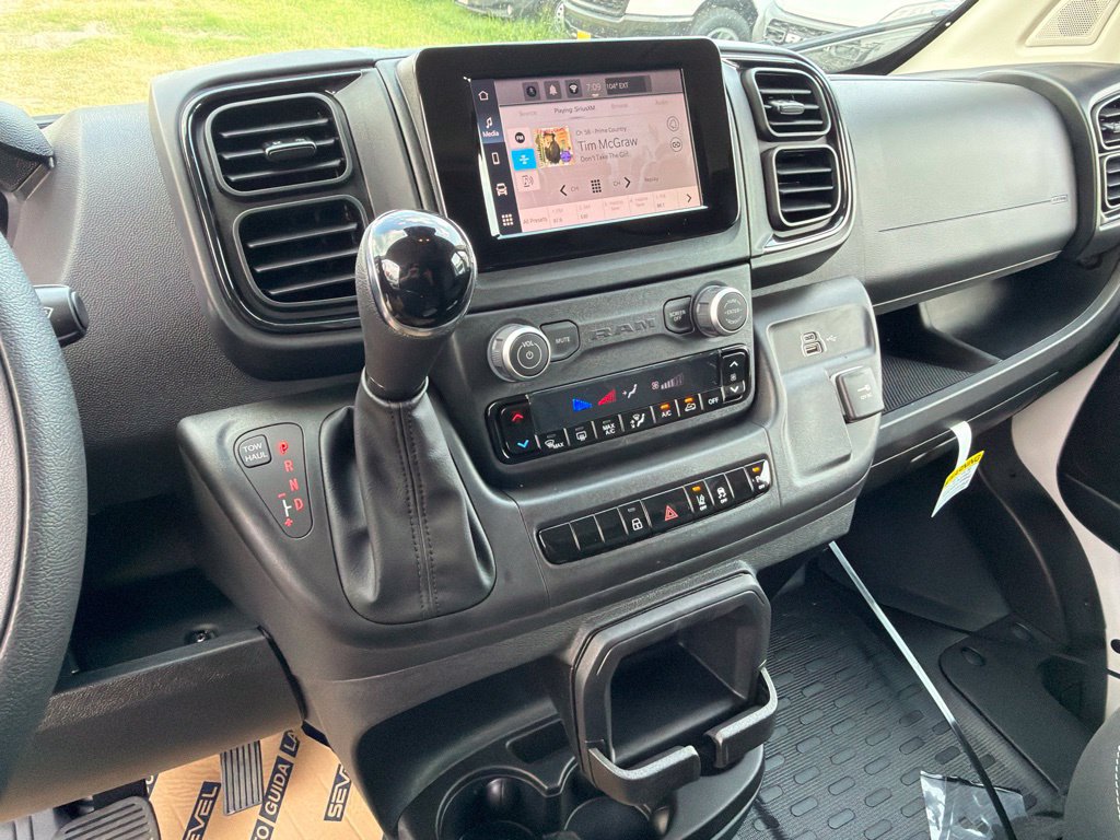 New 2027 RAM ProMaster 3500 w/ Safety Group FWD image 15
