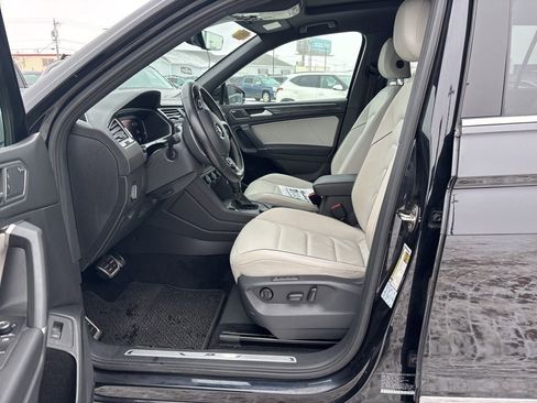 Used 2020 Volkswagen Tiguan SEL Premium R-Line image 13