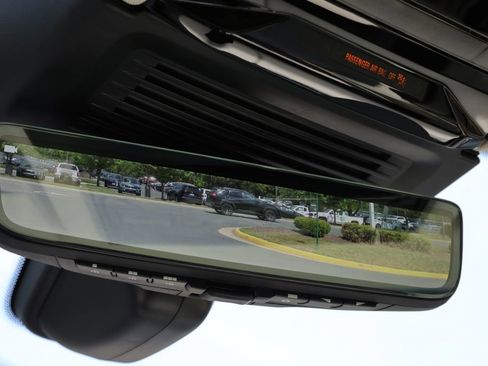 Used 2025 Land Rover Range Rover SE AWD/4WD image 43
