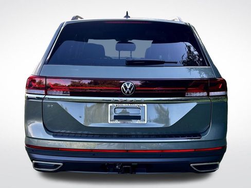 New 2026 Volkswagen Atlas SE image 5