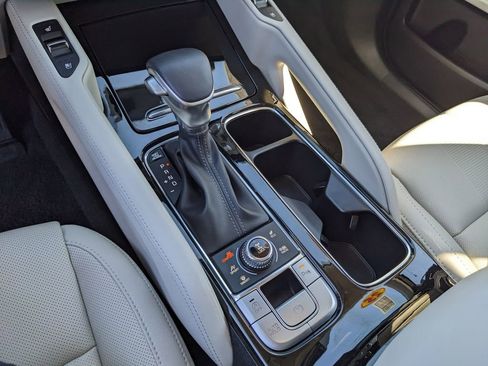 Certified 2025 Kia Telluride EX X-Line AWD/4WD image 28