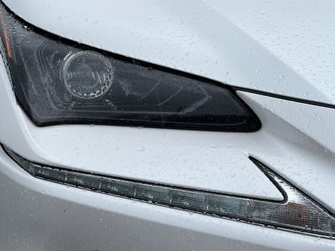 Used 2019 Lexus NX 300h AWD w/ Comfort Package image 10