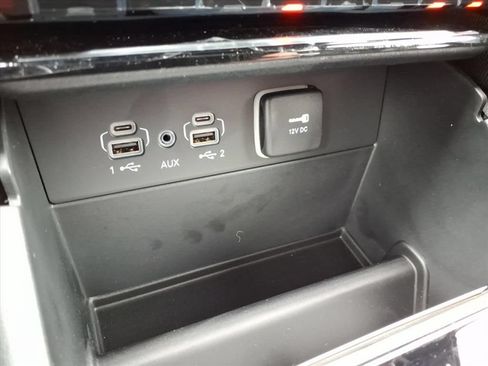 New 2025 Jeep Grand Cherokee L Laredo AWD/4WD image 17