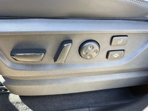 Used 2025 INFINITI QX80 Sensory AWD/4WD image 18