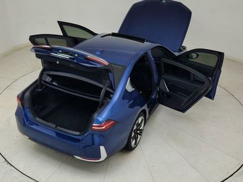 Used 2026 BMW 530i xDrive image 85