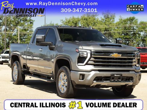Used 2024 Chevrolet Silverado 2500 High Country w/ High Country Premium Package AWD/4WD image 1